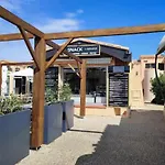 T2 Dans Village Naturiste En Bord De
