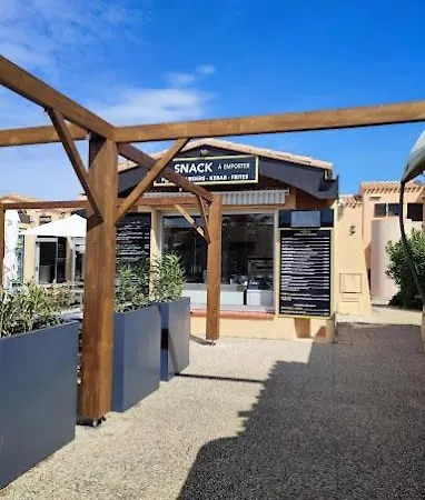 T2 Dans Village Naturiste En Bord De