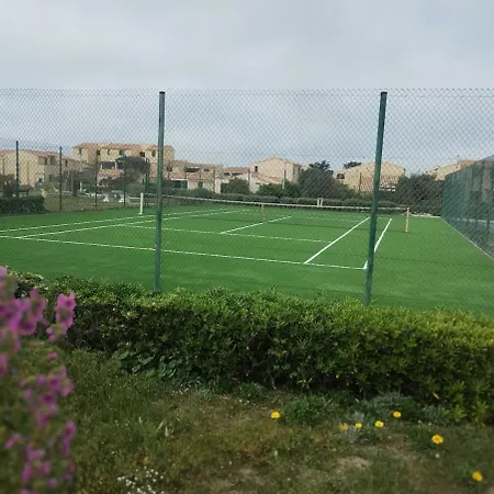 T2 Dans Village Naturiste En Bord De * Leucate
