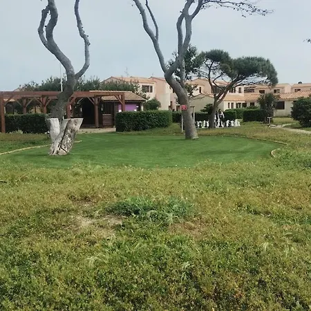 T2 Dans Village Naturiste En Bord De Leucate