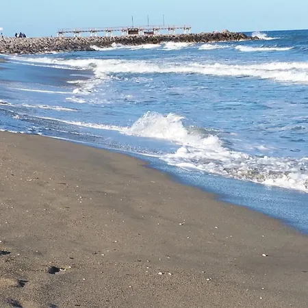 T2 Dans Village Naturiste En Bord De Leucate
