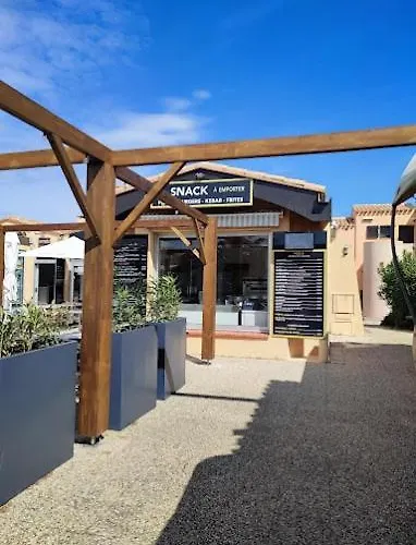 T2 Dans Village Naturiste En Bord De