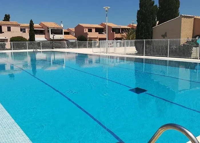 T2 Dans Village Naturiste En Bord De * Leucate